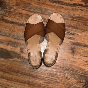 Brown Target Flats